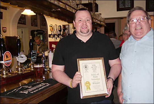 PotY 2011 presentation to Gavin Norman  at the Prince of Wales on the 1st Dec